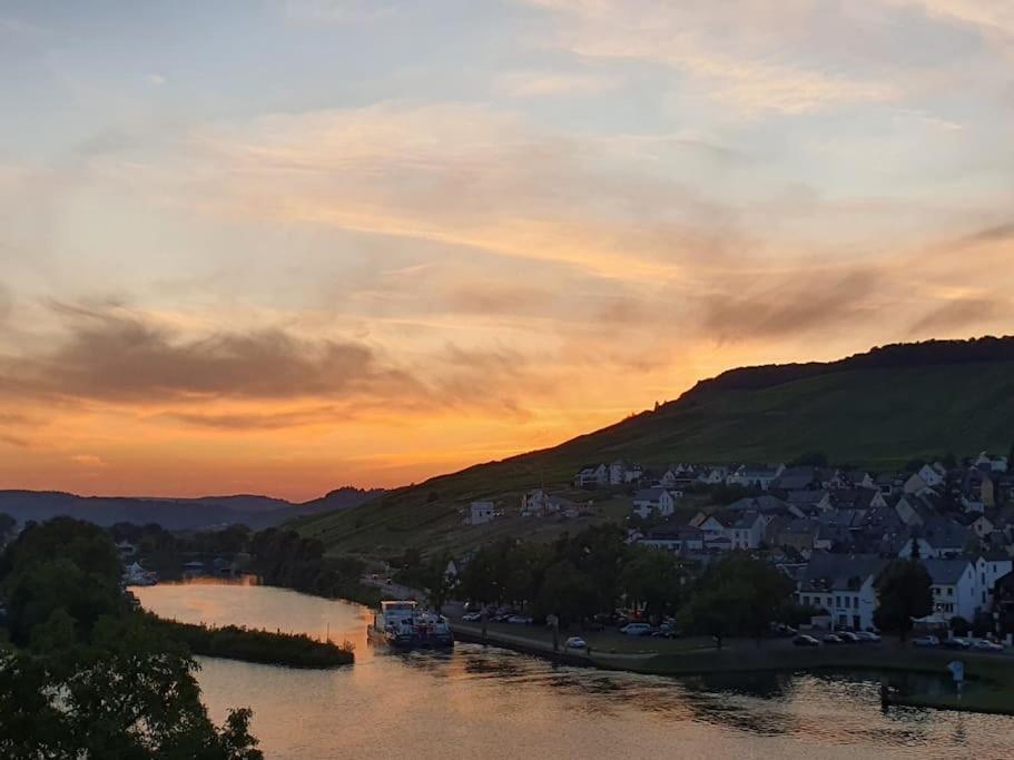 Deluxe 3-Rooms River View, ベルンカステル・クース エクステリア 写真